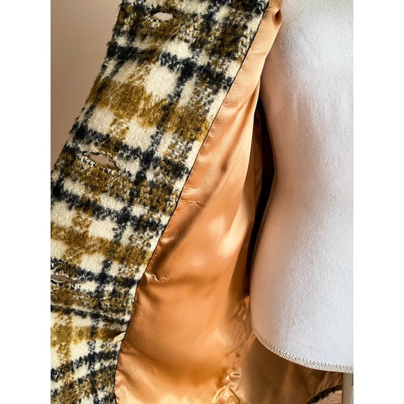 VINTAGE | 1960s Coat - Picture 3 of 10